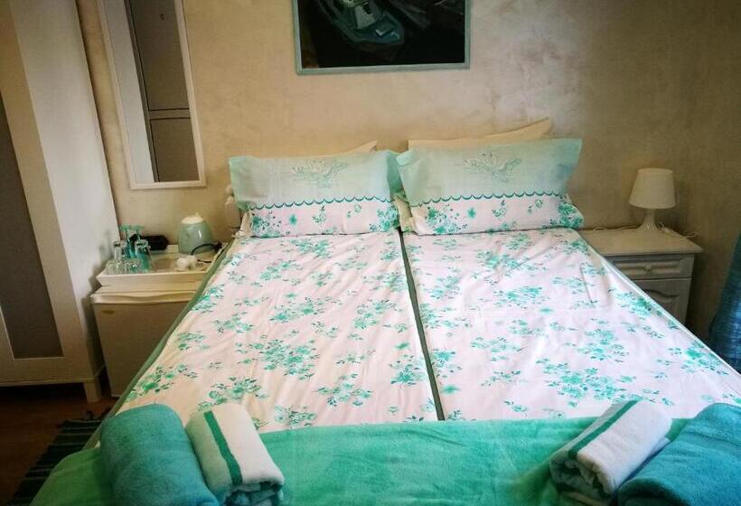 غرفة قياسية, Paradise