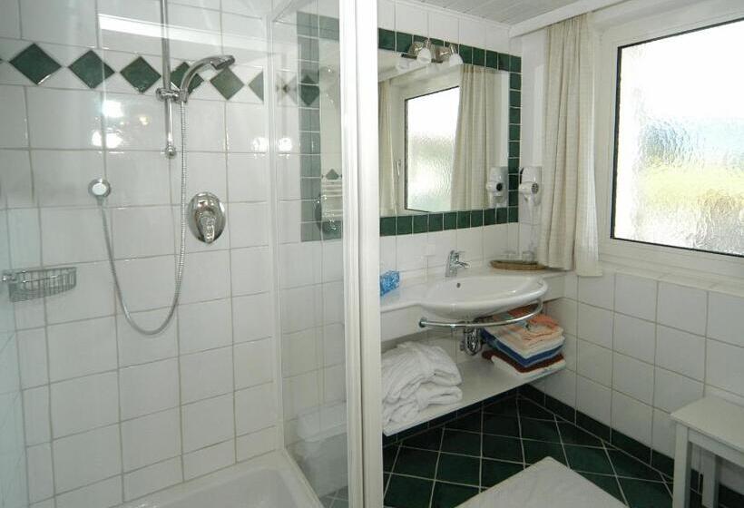 Апартаменты 2 Спальни, Landhaus & Ferienwohnungen Bergrast