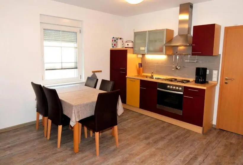 １階の１ベッドルームアパートメント, Apartments Sunny Place