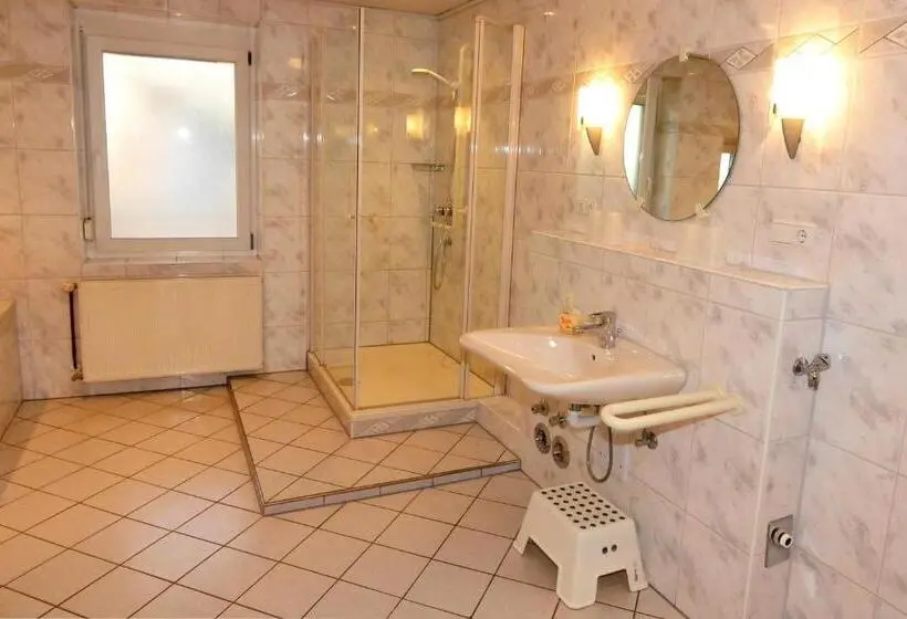 バルコニー付き１ベッドルームアパートメント, Apartments Sunny Place