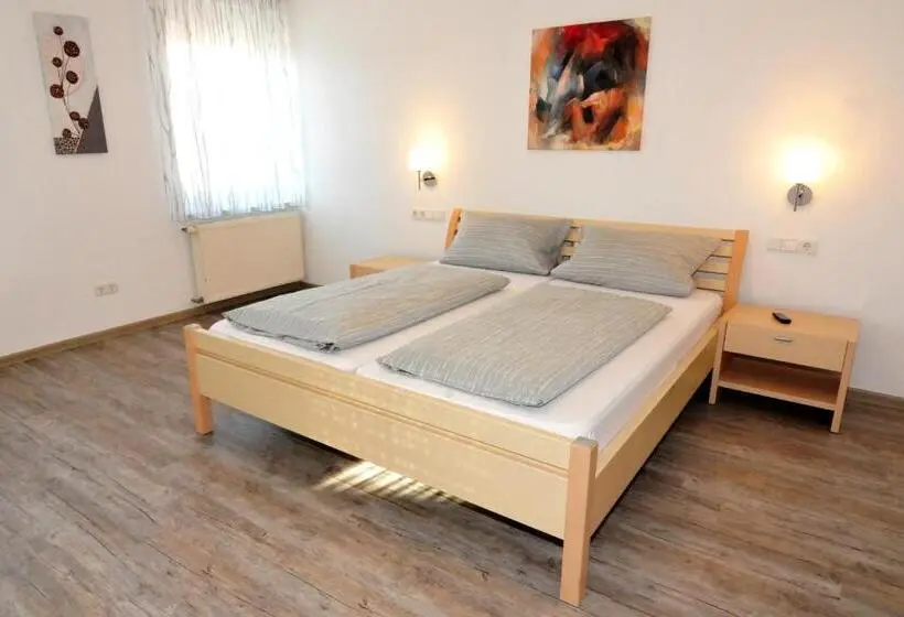 バルコニー付き１ベッドルームアパートメント, Apartments Sunny Place