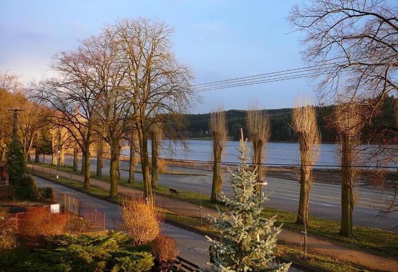 자쿠지 스위트, Apartmány Jedovnice