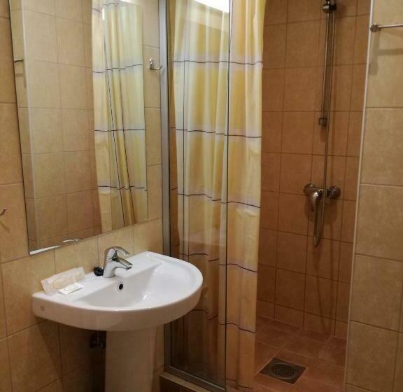 سوییت, Nuustaku Villa