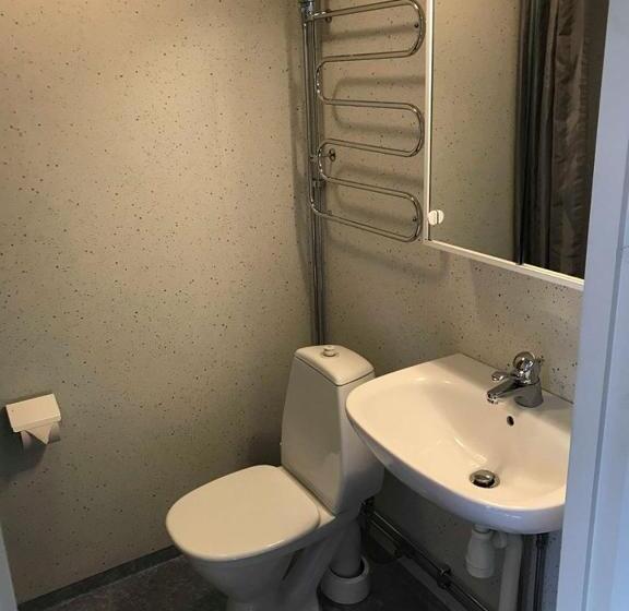 Standard Triple Room, Karlshamn Vandrarhem Och Hotell
