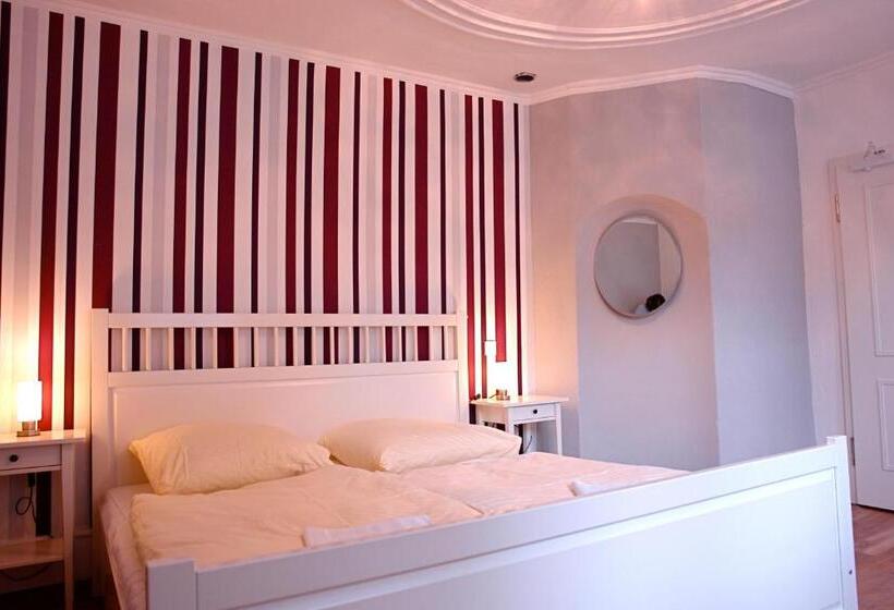 غرفة قياسية, Lotte  The Backpackers