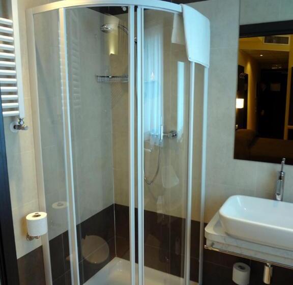 Номер Economy, Alveri