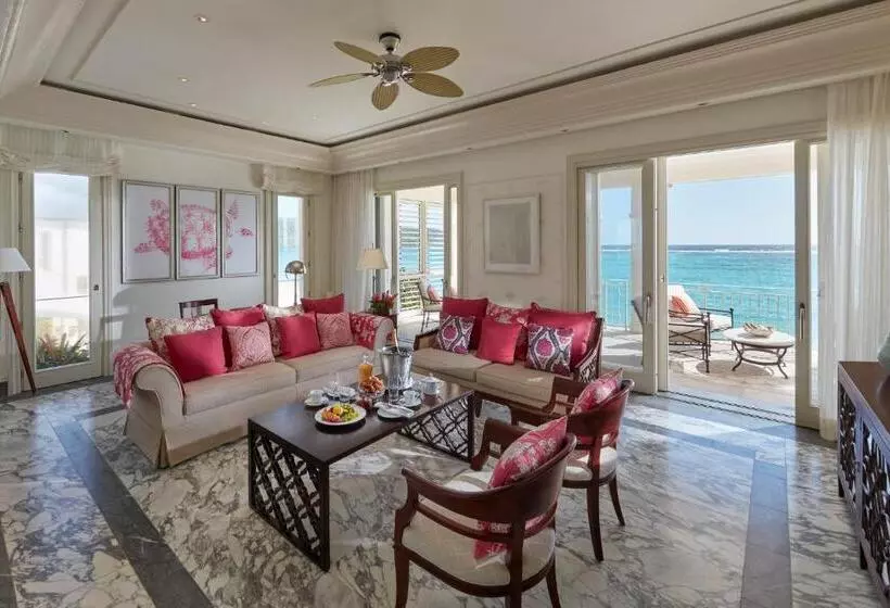 1 Bedroom Penthouse Apartment