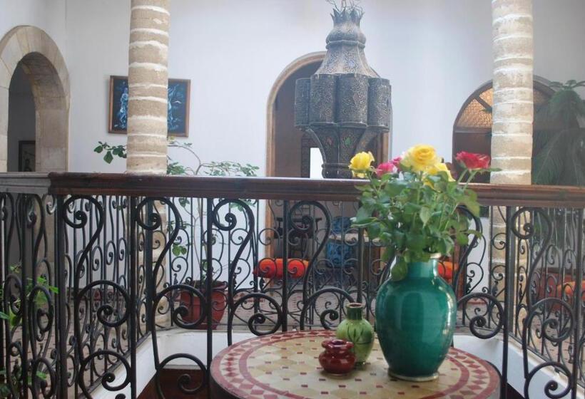 Standard Room, Caverne D Ali Baba