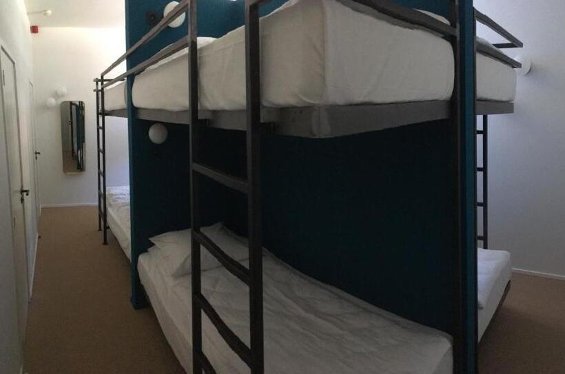 Camera Familiare Economy, Domaine De Ronchinne  Château Et Ecuries