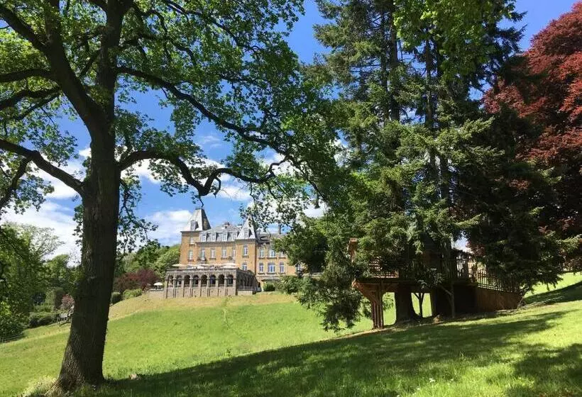 کلبه ییلاقی, Domaine De Ronchinne  Château Et Ecuries