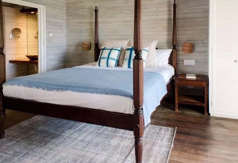 استودیوی سوپریور, Eco Lifestyle & Lodge