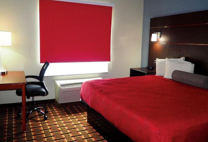 带大床的套房, Econo Lodge