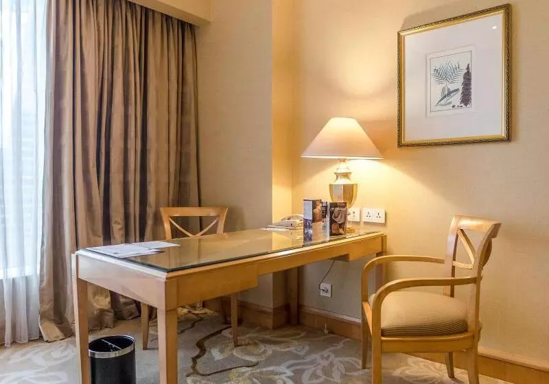 キングサイズベッドのスタンダードルーム, Holiday Inn Express Georgetown, An Ihg