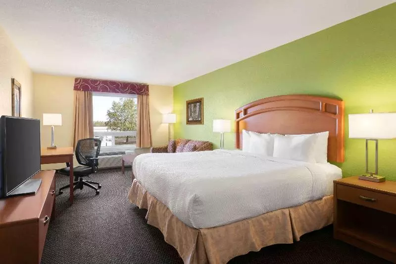 ２ベッドスイートルーム, Staybridge Suites Indianapolis Downtown Convention Center, An Ihg
