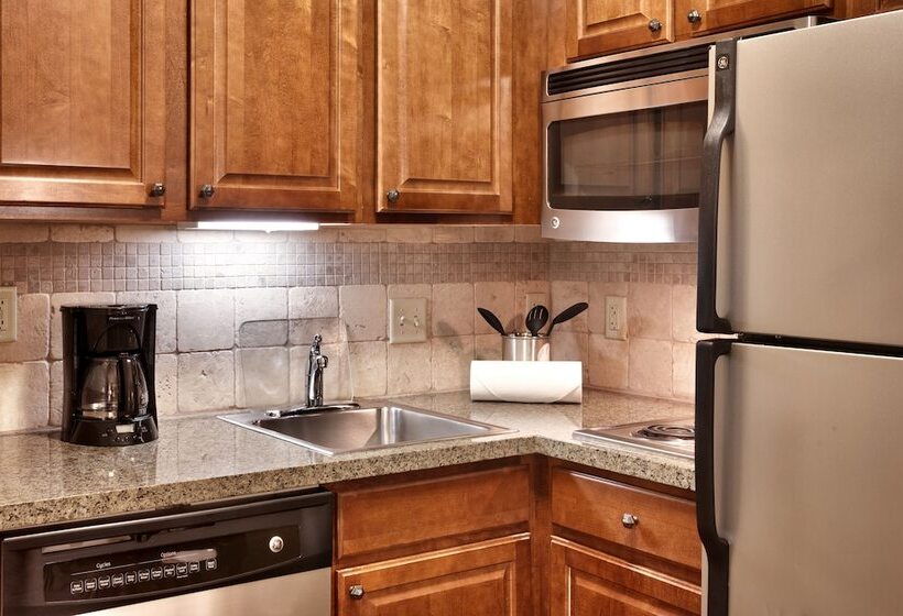 Люкс, Staybridge Suites Omaha 80th And Dodge, An Ihg