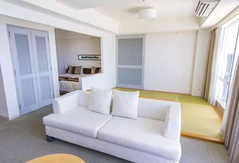 ファミリールーム, The Beach Tower Okinawa