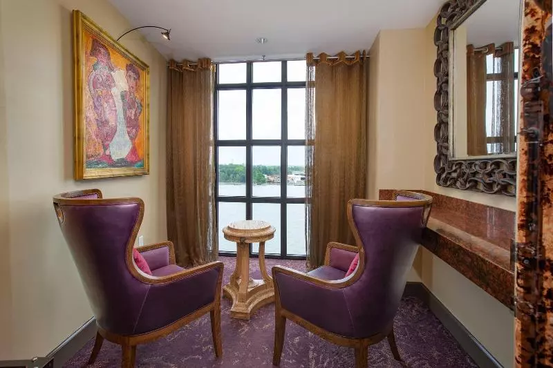 キングサイズベッドのスタンダードルーム, The Bohemian Hotel Savannah Riverfront, Autograph Collection