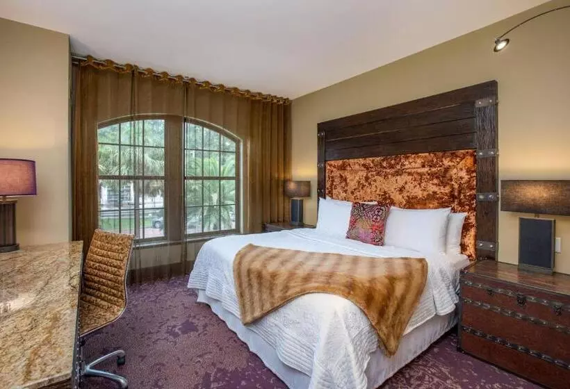 キングサイズベッドのスタンダードルーム, The Bohemian Hotel Savannah Riverfront, Autograph Collection