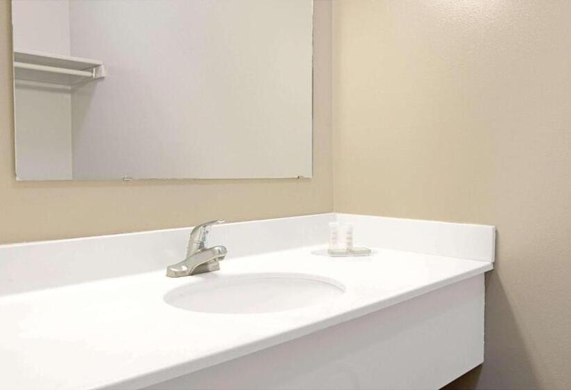 Номер Стандарт, Super 8 By Wyndham Eureka/six Flags Nearby