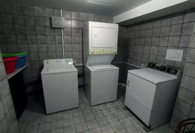 استودیوی استاندارد, Barakat Hotel Apartments