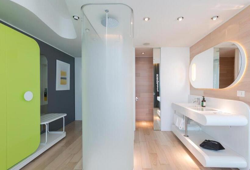 اتاق استاندارد, Voco Milan Fiere, An Ihg