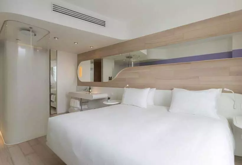 اتاق پرمیوم, Voco Milan Fiere, An Ihg