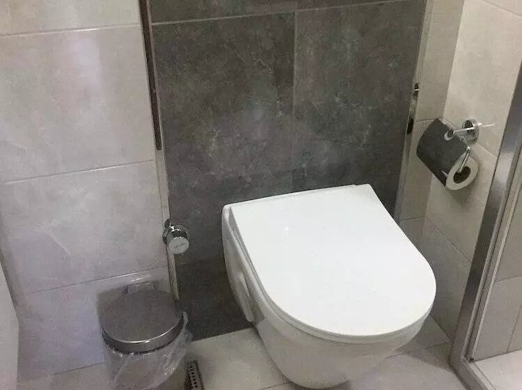 اتاق خانوادگی, Baylan İzmir