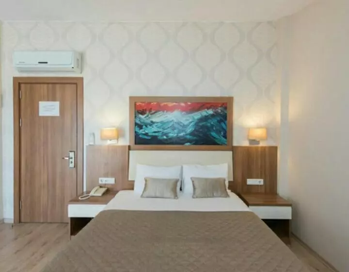 سوئیت جونیور با تراس, Baylan İzmir