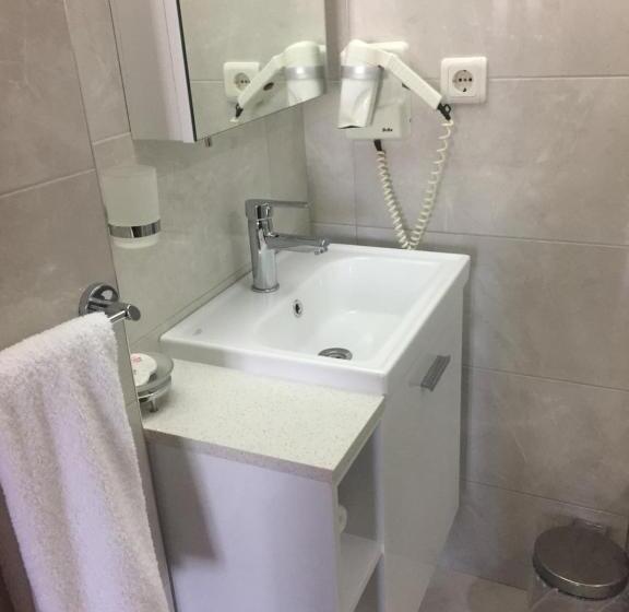 اتاق خانوادگی, Baylan İzmir