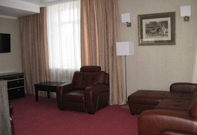 سوییت سوپریور, Bogemia On Vavilova Street