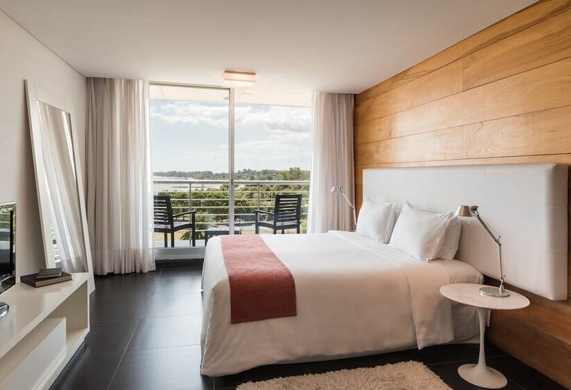 Номер Стандарт Вид на Реку, Costa Colonia  Riverside Boutique