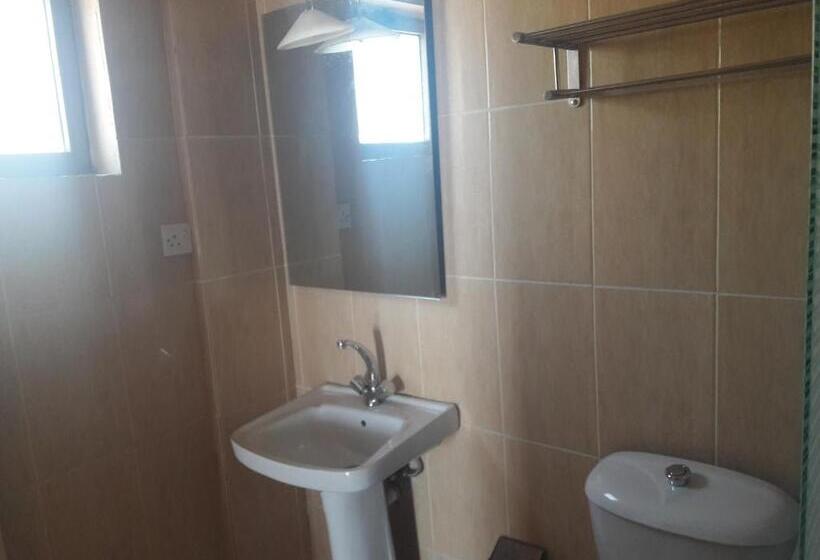 اتاق استاندارد سه نفره, Darna Divers Village