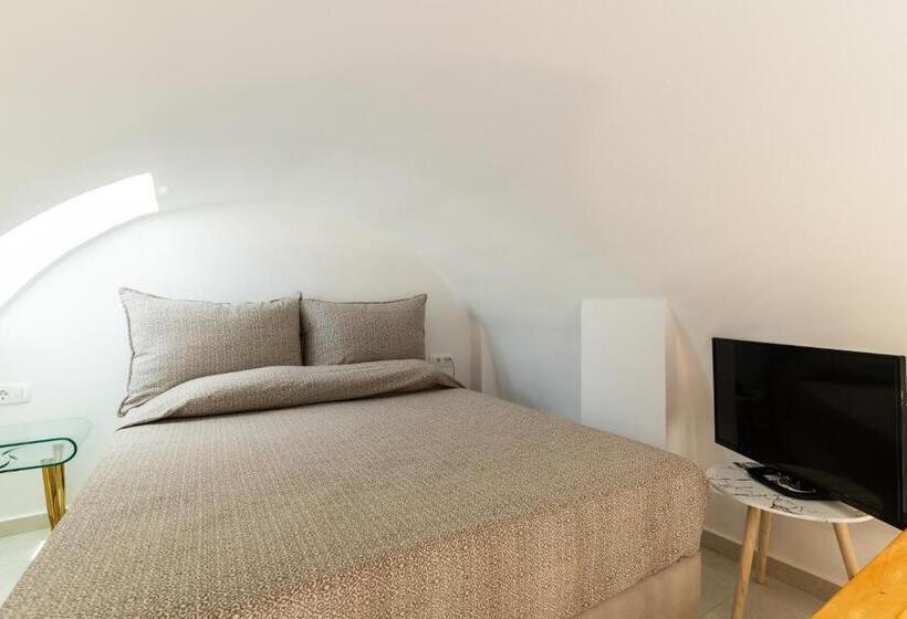 Duplex Zimmer, Golden Star