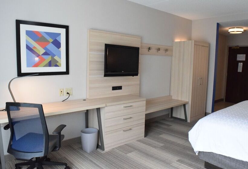 סוויטה, Holiday Inn Express & Suites Rochester Webster By Ihg