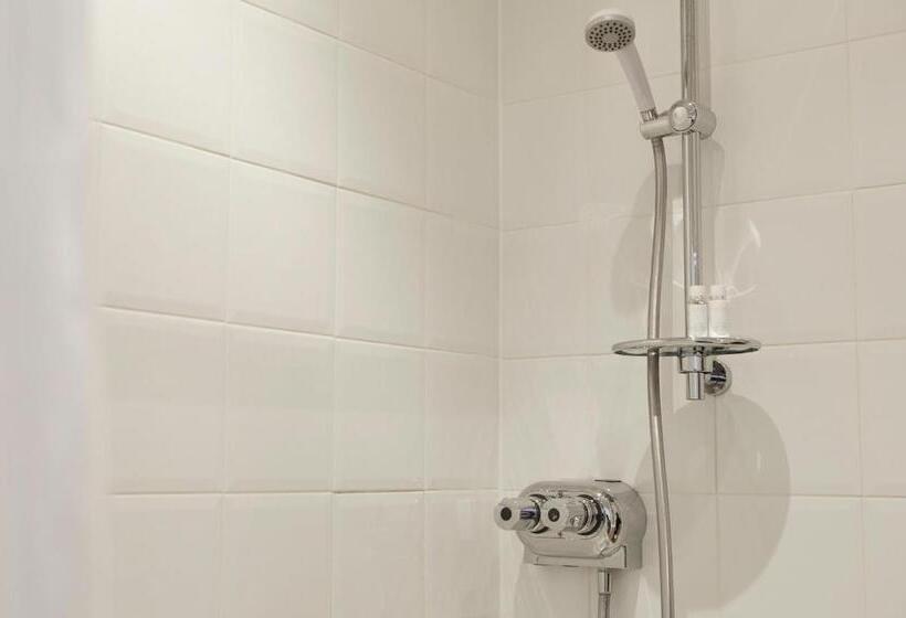 סוויטה, Palm Court