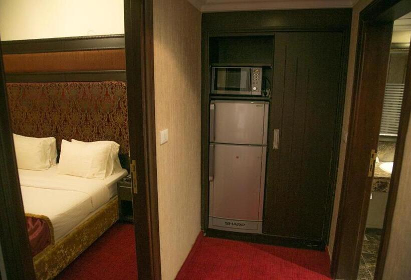 سوییت خانوادگی, Queens Suite