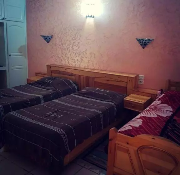اتاق استاندارد سه نفره, Résidence Loued