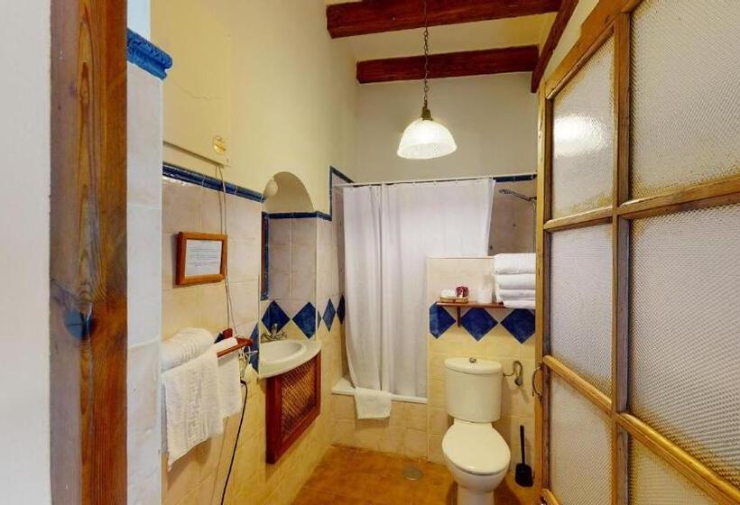 スタンダード4人部屋, El Palomar De La Breña