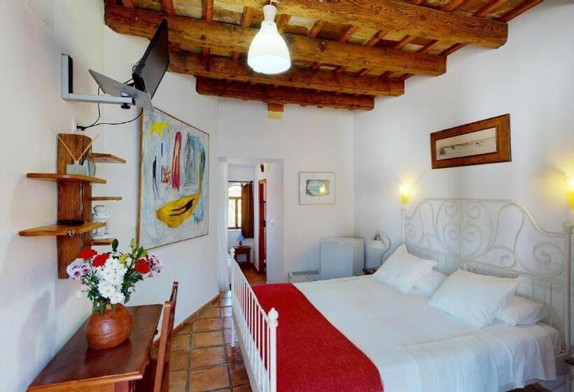 デラックスルーム, El Palomar De La Breña