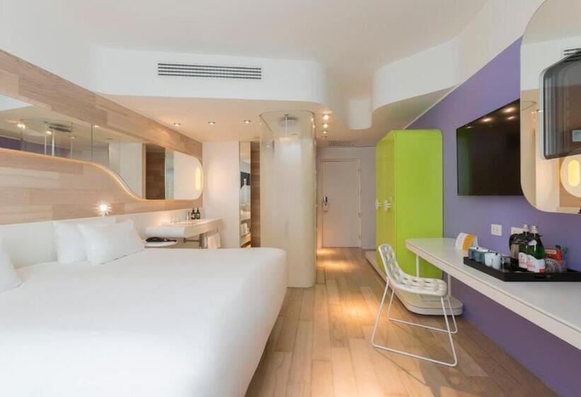 带大床的标准间, Voco Milan Fiere, An Ihg