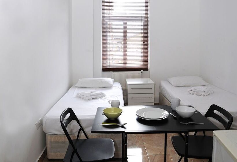 Номер Стандарт Совместная Ванная, Abercorn House Hostel