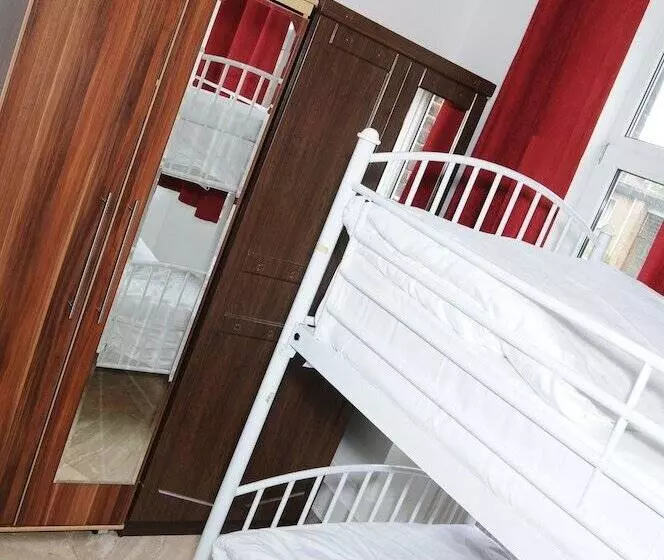 デラックストリプルルーム, Abercorn House   Hostel