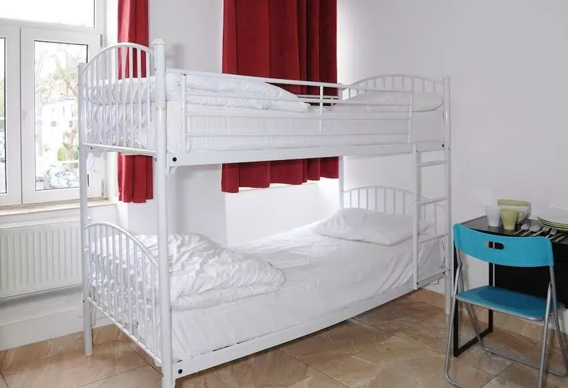 デラックストリプルルーム, Abercorn House   Hostel