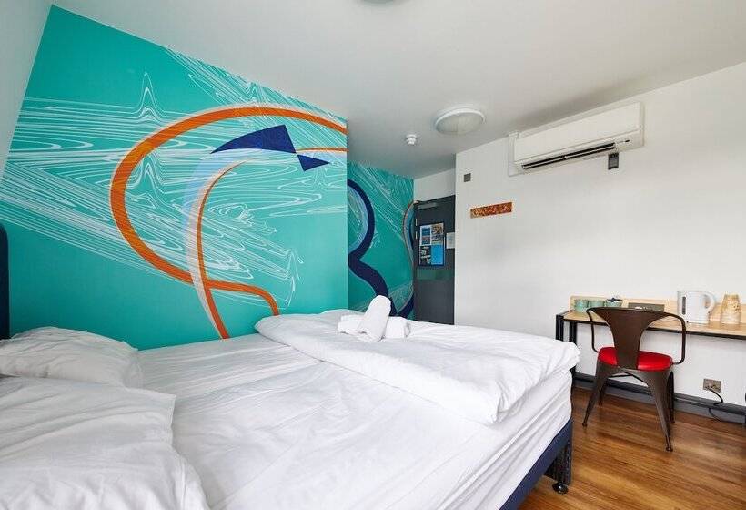 带共用浴室的标准房间, St Christopher's Inn Village London Bridge