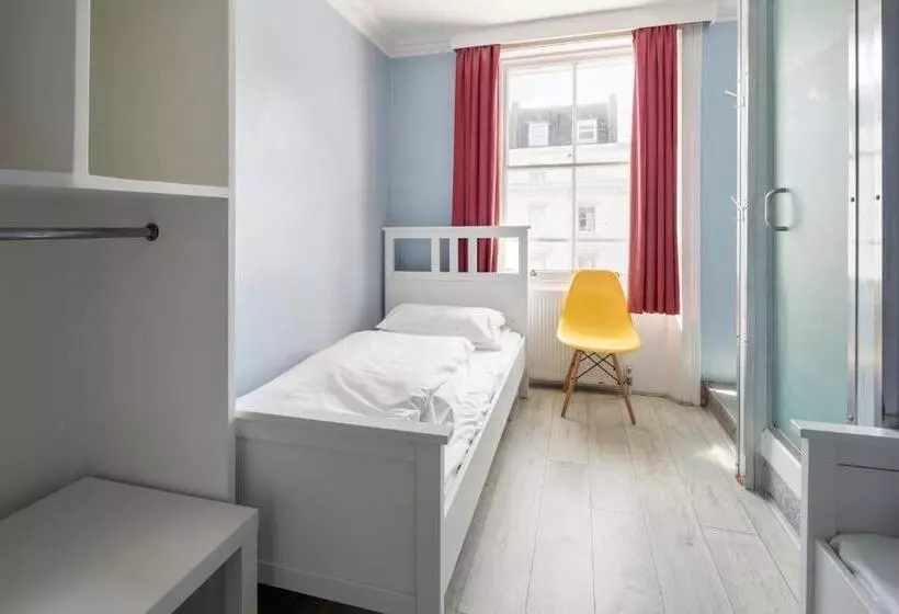 スタンダードルーム, Astor Victoria Hostel