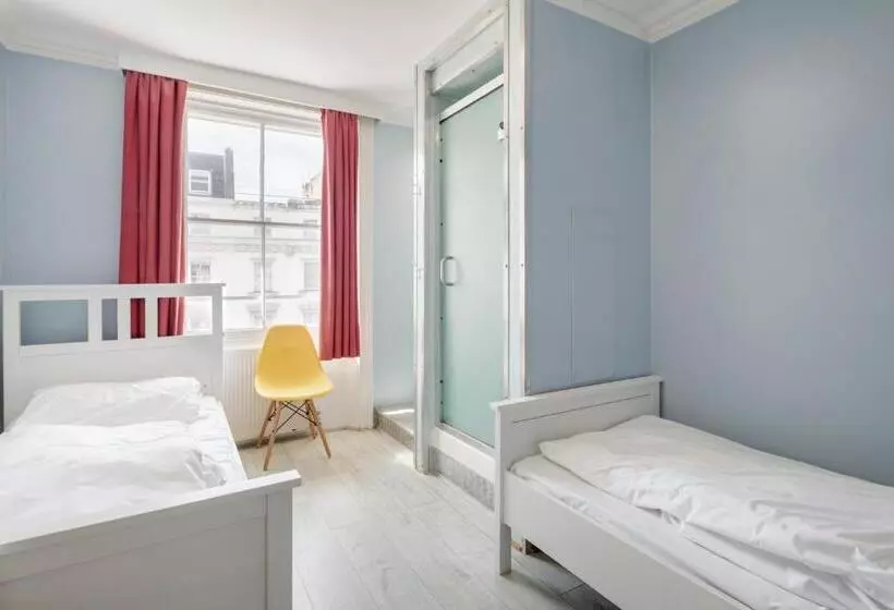 スタンダードルーム, Astor Victoria Hostel