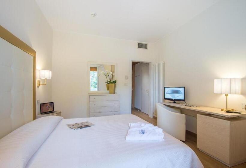 غرفة قياسية, Terme Delle Nazioni