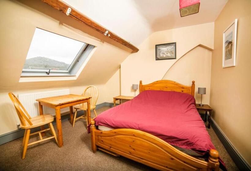 סוויטה, Llangollen Hostel Self Catering   All Private Bedrooms