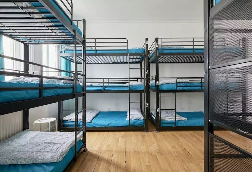 ルームシェアのワンベッド, Nx London Hostel