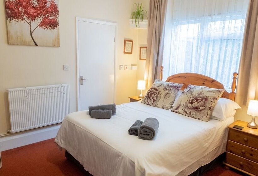 标准间, Beecroft Lodge